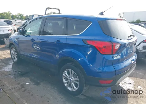 2019 Ford Escape Se из США, поврежденный, VIN 1FMCU9GD0KUA65985